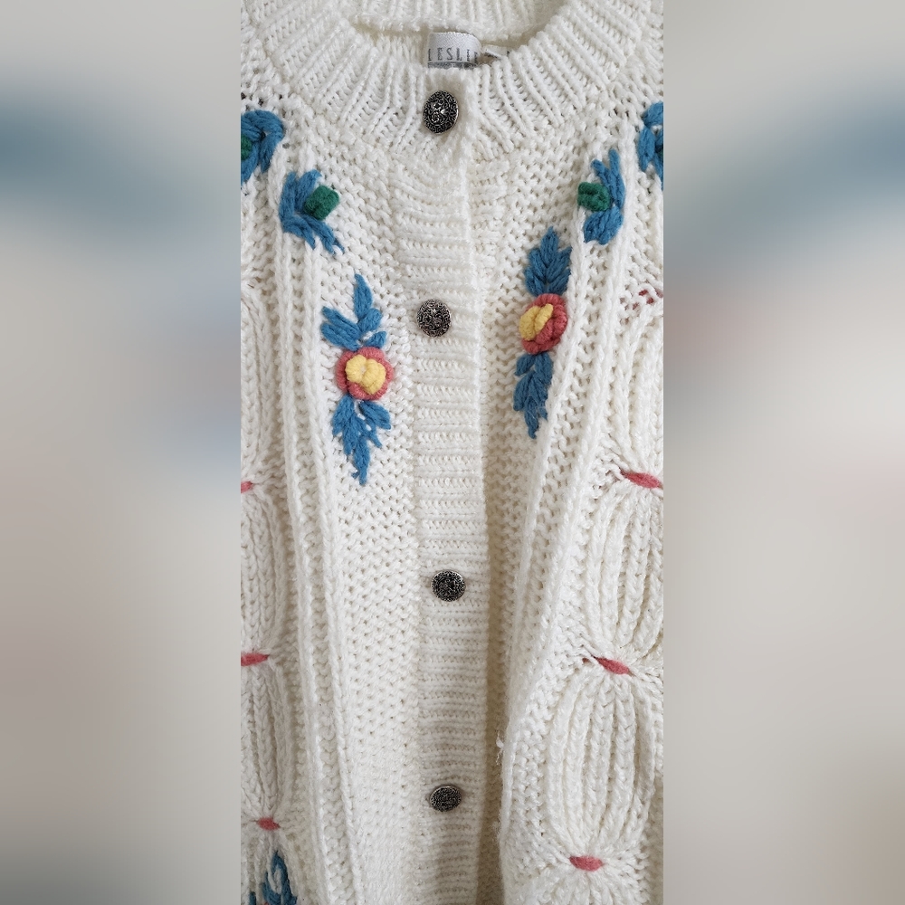Vintage Leslie Faye Ivory Chunky Floral Cardigan - Picture 6 of 6